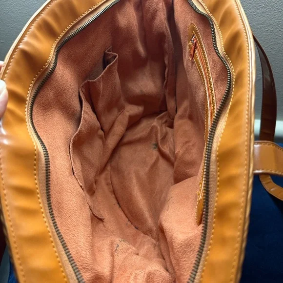 Amazon Tan Textured Tote Bag - Picture 12 of 16